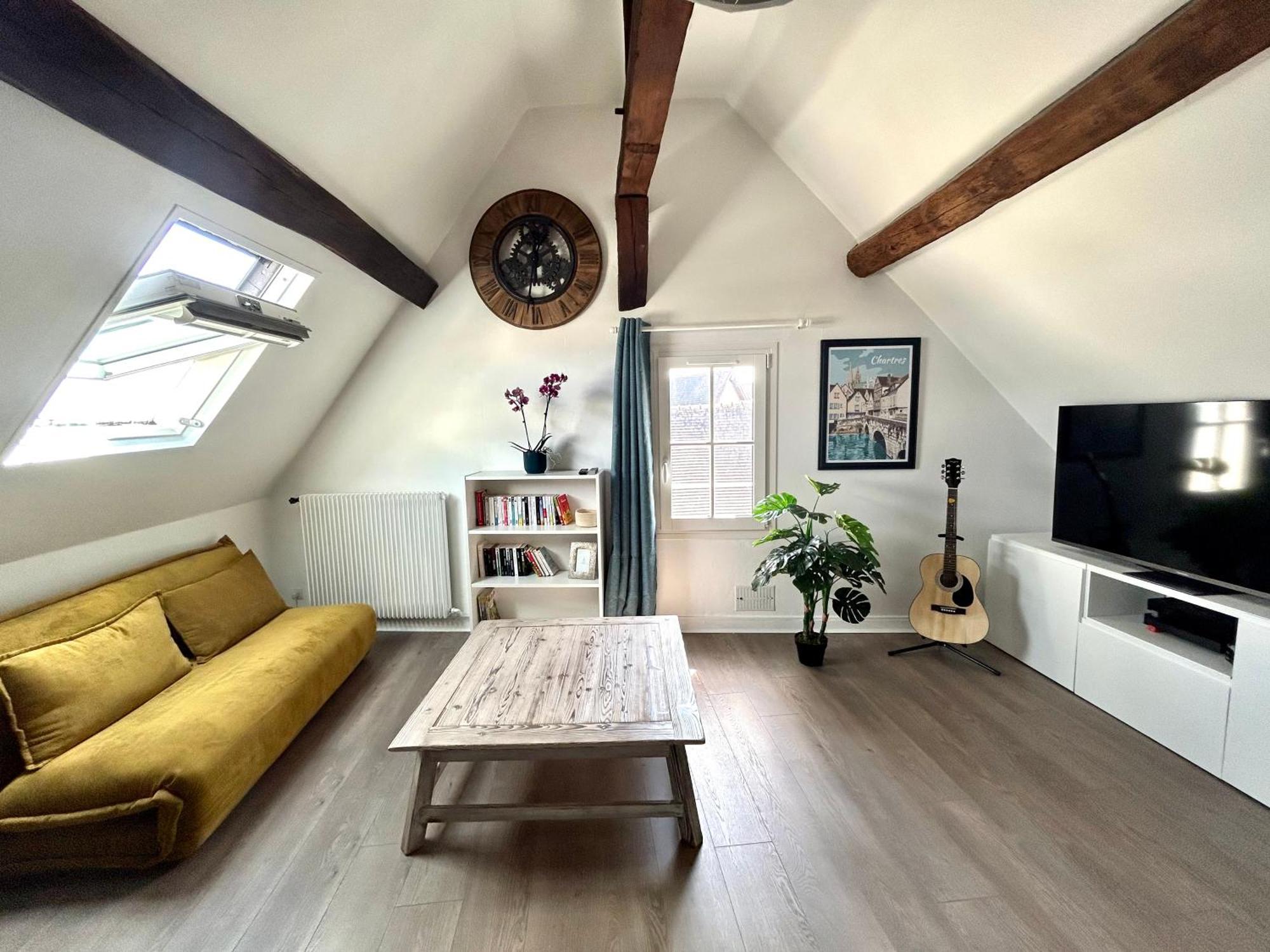 L Ecuyer Appartement Au Coeur Du Quartier Historique Chartres Eksteriør bilde