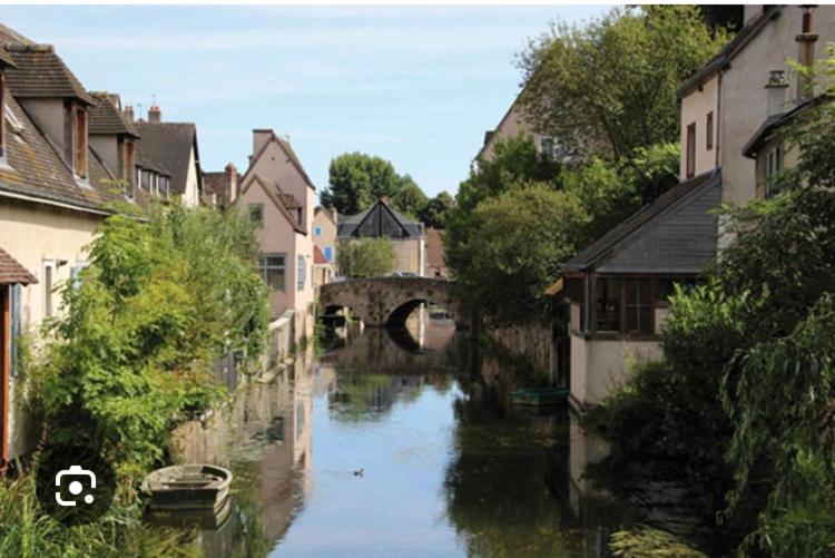 L Ecuyer Appartement Au Coeur Du Quartier Historique Chartres Eksteriør bilde